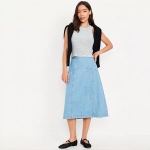 Old Navy Mid Rise Denim Midi Skirt NWT Size 4